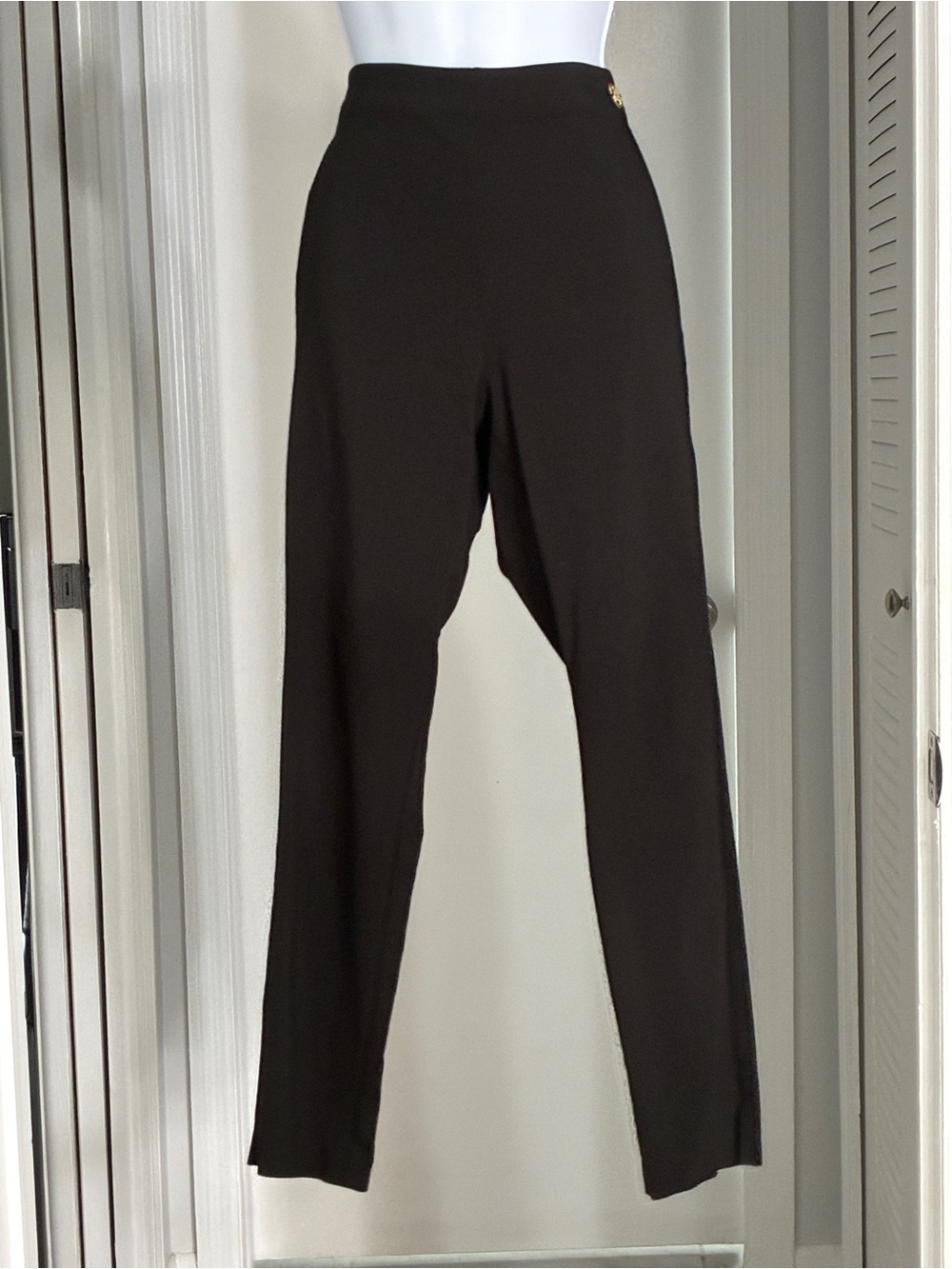 MICHAEL Michael Kors Black Straight-Leg Women's Cropped Dress Pants
